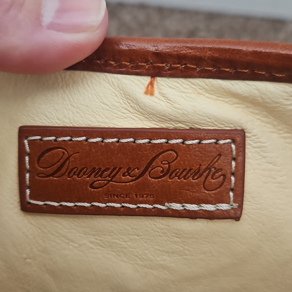 Dooney & Bourke Florentine Tan Leather Hobo Bag NWOT - Picture 4 of 5